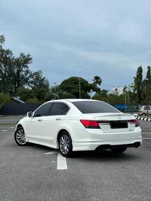 Honda ACCORD 2.4 I-VTEC (A)