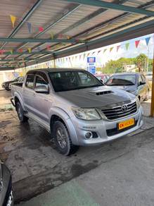 Toyota HILUX 2.5 G VNT DOUBLE CAB (A)
