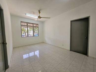GROUND FLOOR UNIT - Siantan Apartment, Putra Perdana