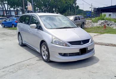 CASH OTR Mitsubishi GRANDIS 2.4 MIVEC (A)