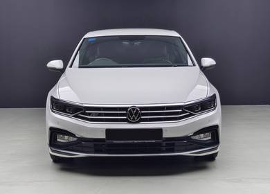 Ori Mil 25k 2022 PASSAT 2.0 R-LINE Warranty 2027
