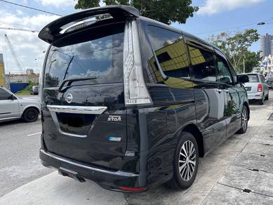 Nissan SERENA 2.0 S-HYBRID HIGHWAY STAR