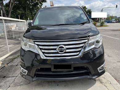Nissan SERENA 2.0 S-HYBRID HIGHWAY STAR