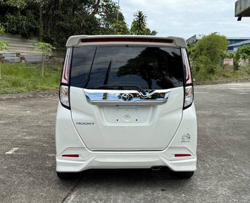 Toyota ROOMY 1.0 CUSTOM G-T (A)