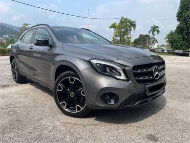 Mercedes Benz GLA200 FL Urban X156 (CBU) 1.6 (A)