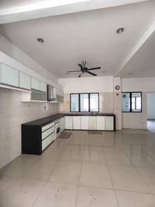 Taman Villa Putra Sungai Buloh End lot with extra land Semi-D for sale
