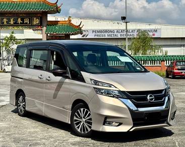Nissan SERENA 2.0 S-HYBRD PREMIUM HGHWY STAR