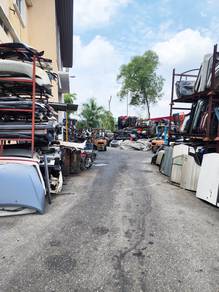 1.5 Storey Semi D Factory Bukit Kemuning Corner