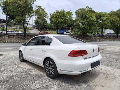 Volkswagen PASSAT 1.8 TSI (A) Harga Borong