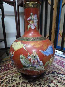 red warrior  handpainted vase antique Chinese SLG 