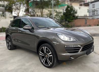 Porsche CAYENNE 3.6 (A)CBU BOSE SPORTS CHRONO