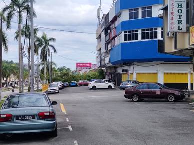 1,200sf TRIPLE (3) STY SHOPLOT JLN KMTG near MAYBAN & ENG WAN MOTOR