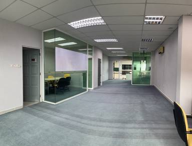 1st Floor Corner Office Lot | Hilltop Luyang