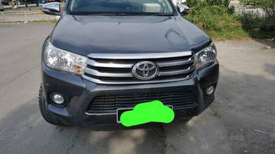 Toyota hilux revo head lamp original