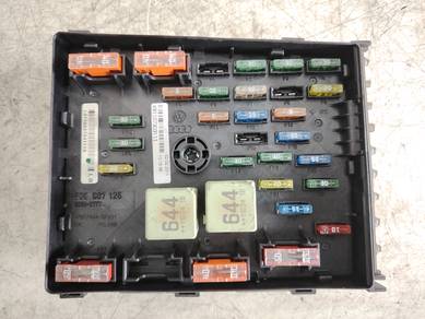 421 - Fuse Box & Multifuse VW Sharan 2.0
