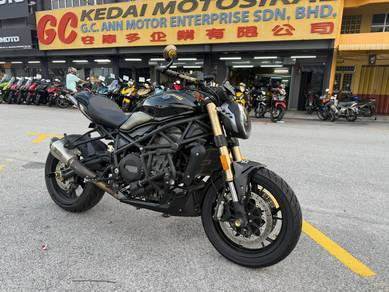 2021 Benelli 752S "Full Accesories & Mileage 8K KM