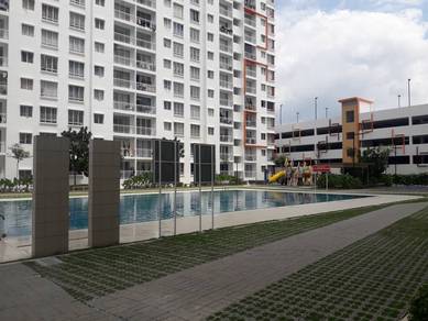 D'Cassia Setia EcoHill, Semenyih Kajang - Sebelah Lift dan Pool View