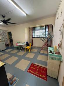 Taman Daya Jalan Pinang Low Cost Flat Low Floor 2beds Mount Austin