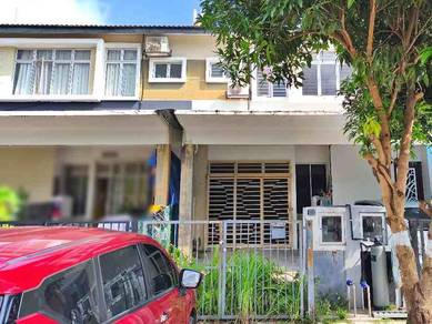 (Town House) Jalan U15/6, Kampung Bukit Cherakah, Shah Alam, Selangor