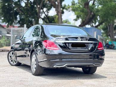Mercedes Benz C200 AVANTGARDE (CKD) 2.0 (A)