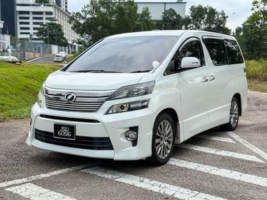 Toyota VELLFIRE 2.4 Z GOLDEN EYES FACELIFT