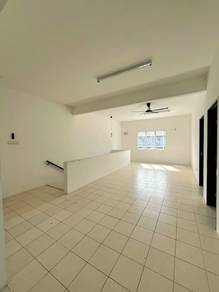 Partial Furnish Townhouse