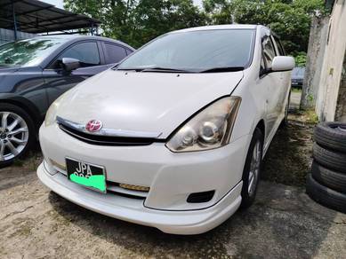 Toyota WISH 1.8 X (A)