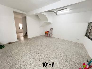 NON FLOOD AREA Klang Utama 2 Storey House 18x55 3R2B Chinese Area East