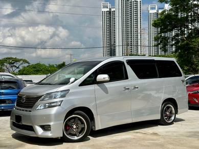 Toyota VELLFIRE 2.4 Z GOLDEN EYES FACELIFT