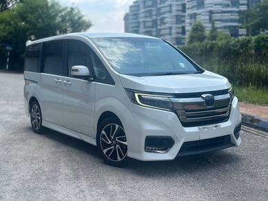 Honda STEPWAGON 1.5 COOL SPIRIT HS (A)