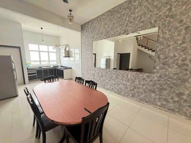 Modern 3-Storey Landed Home for Rent in Batu Ferringhi