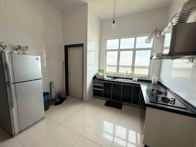 Modern 3-Storey Landed Home for Rent in Batu Ferringhi