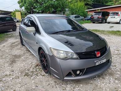Honda CIVIC 1.8 i-VTEC (A)