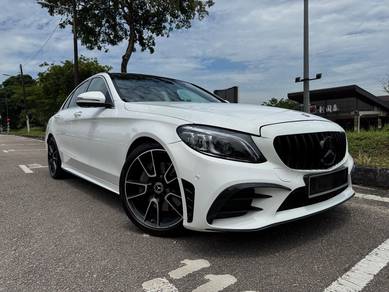 Mercedes Benz C300 2.0 AMG LINE (CKD) (A)