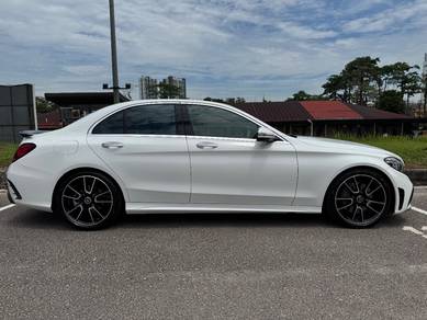 Mercedes Benz C300 2.0 AMG LINE (CKD) (A)