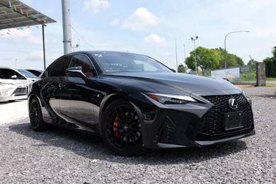 Lexus IS300 2.0 F SPORT MODE BLACK (A)