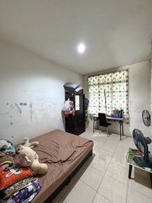 SEMI D Setingkat, BATU 12