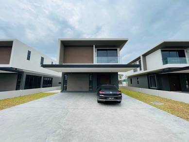 Exclusive 🔥 2 Storey Waterfront Bungalow, Gamuda Cove, Cyberjaya