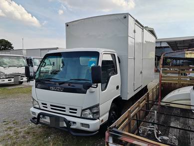 2014 Isuzu NPR71UPHT 17ft Box 1 owner 5000KG local