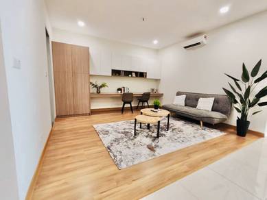 Tasik Residency Puchong Extra Big Condo Lake View Resort Style Sale