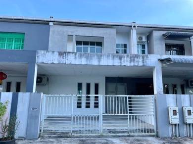 Double Storey Teres, STEPHEN YONG