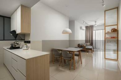 Freehold Invest condo /Renowned Developer/Beside Mrt. High Roi 8%