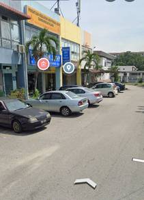Ground Floor Ample Parking Shoplot Bandar Puteri Klang Rent