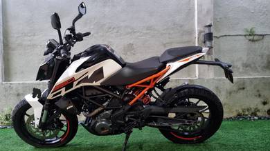 Well maintained KTM Duke 250 for sale