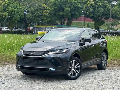 Toyota HARRIER G leather w BSM Dual tone