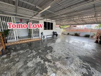 Large Compound Single Storey Terrace Corner At Gottlieb Road For Rent