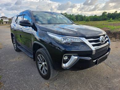Toyota FORTUNER VRZ 4X4 2.4L (A)