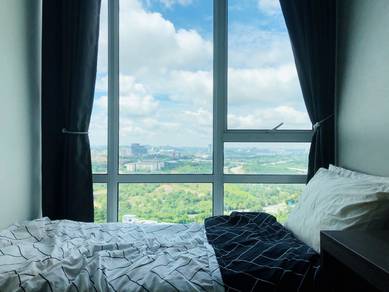 Single Room (FEMALE) at Garden Plaza Nearby Limkokwing Uni
