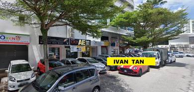 Ground floor Retail shop with mezzanine floor Sunteh Bayan Baru 650sf