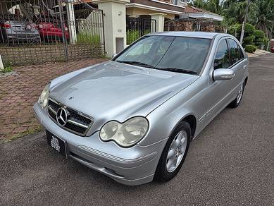 Mercedes Benz C200K 2.0 (A) AVANTGARDE SPEC